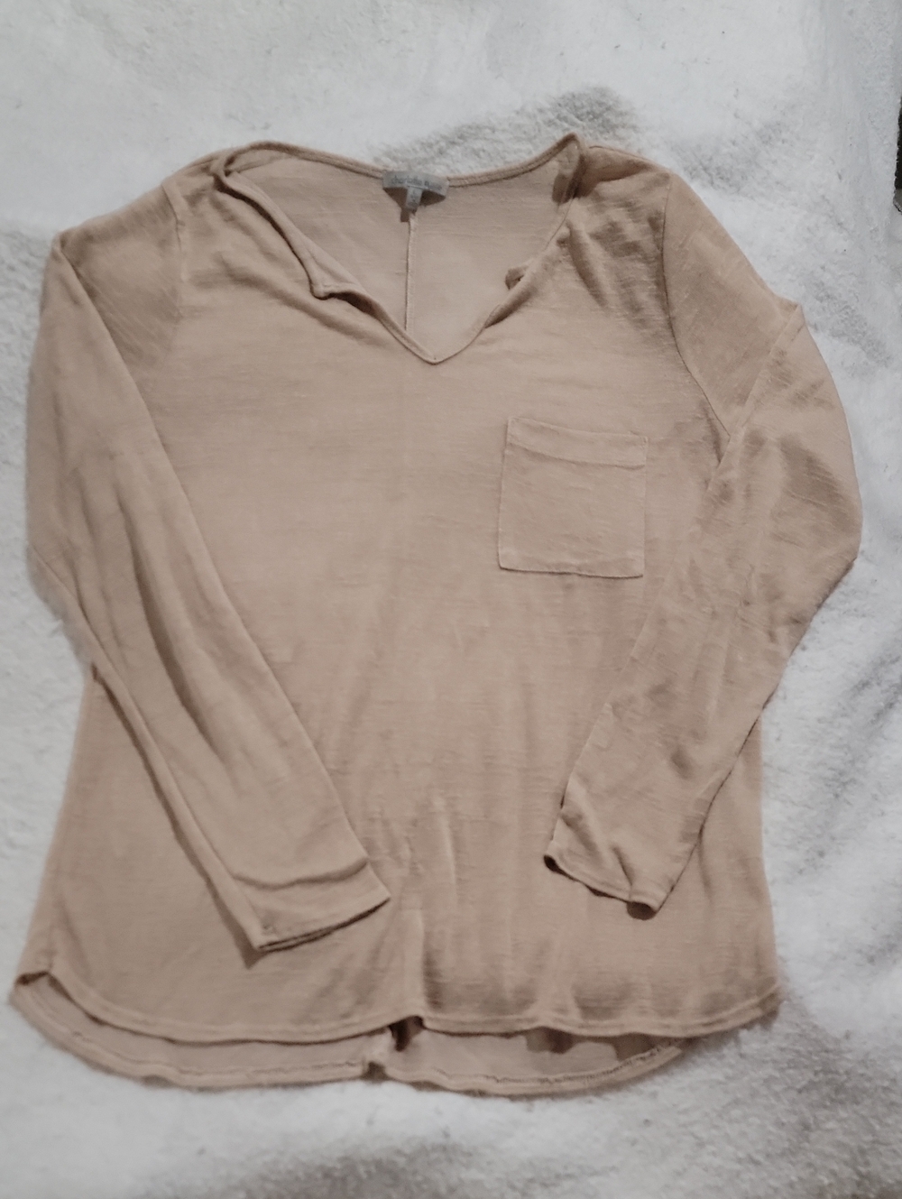 Charlotte Russe Light Tan V-Neck Knit Top Long Sleeve Lightweight
